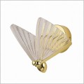 złoty kinkiet LED w kształcie ćmy Mariposa Light Prestige LP-1715/1W