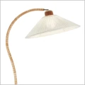 drewniana lampa podłogowa w stylu boho ESSET Markslojd 109189