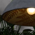 Loftlight lampa wisząca półkula z betonu z motywem liści od wewnątrz Jungle