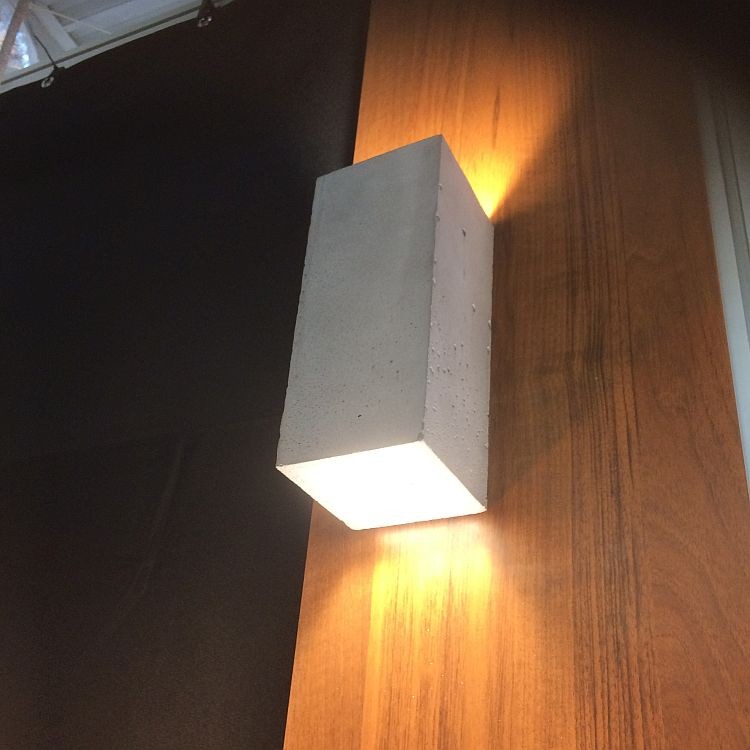 loftlight_Orto_kinkiet-z-betonu.jpg