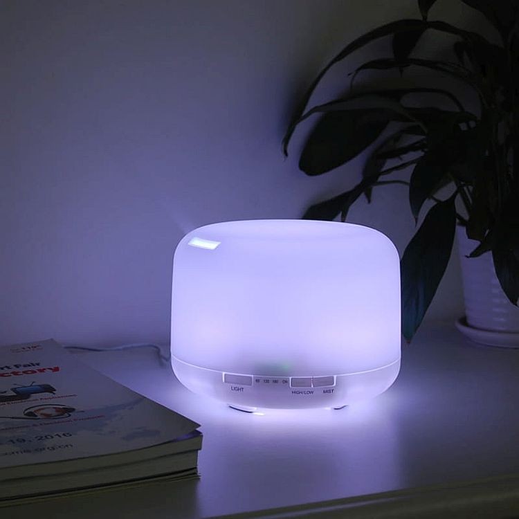 Platinet_PDLAD12_AROMA-DIFFUSER HUMIDIFIER with RGBW.jpg